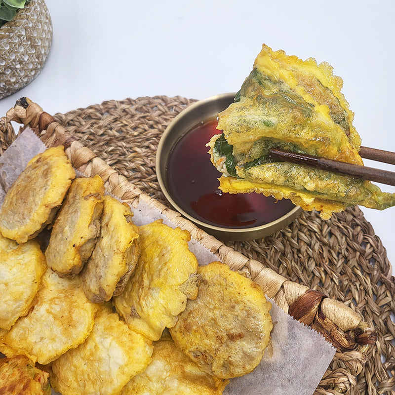 Korean assorted pancake set (jeon) – 4 varieties handmade – detail view (image 5) | Banchan365
