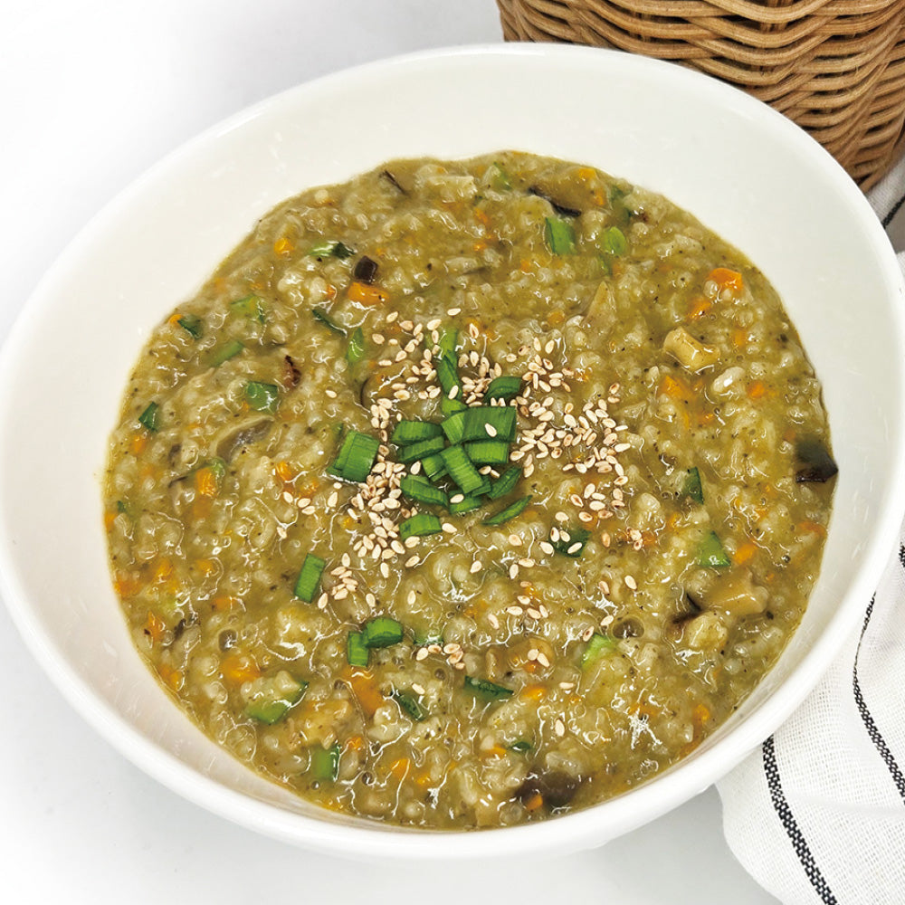 Close-up view of Jeonbok-juk (Korean abalone porridge) – premium housemade | Banchan365