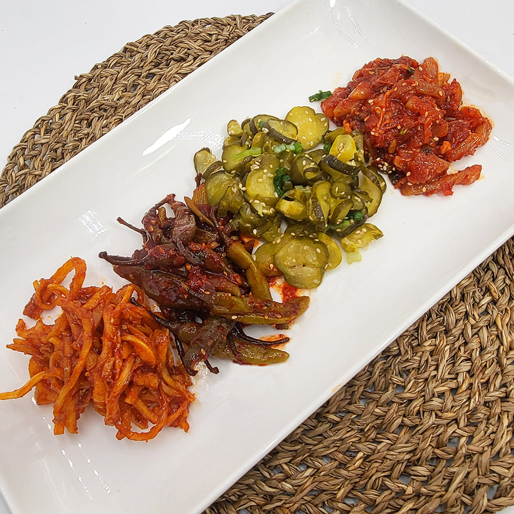 Korean side dish set – assorted banchan, 4 types – packaged for delivery | Banchan365
