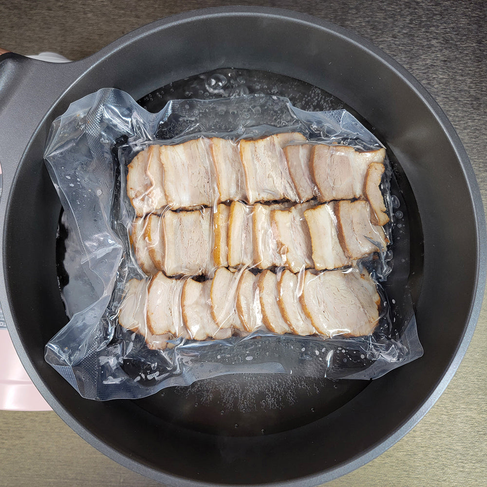 Bossam (Korean steamed pork belly wrap set) – packaged for delivery | Banchan365