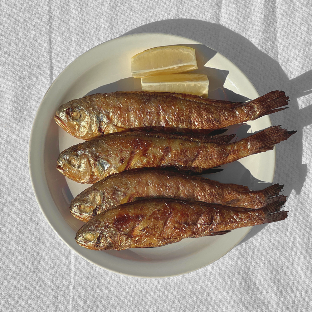 Yeonggwang gulbi (Korean grilled yellow croaker, Yeonggwang specialty) – 4 pieces served and plated | Banchan365