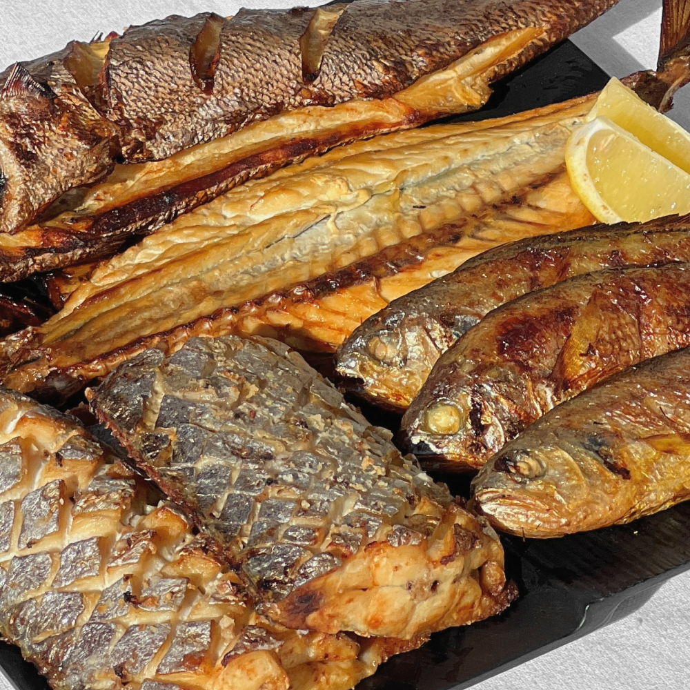 Jagalchi market assorted grilled fish – Korean fish platter, Busan market style – detail view (image 6) | Banchan365