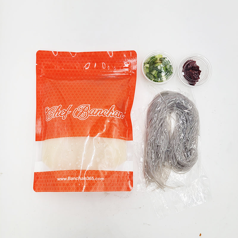 Seolleongtang (Korean ox bone soup) – large size – packaged for delivery | Banchan365