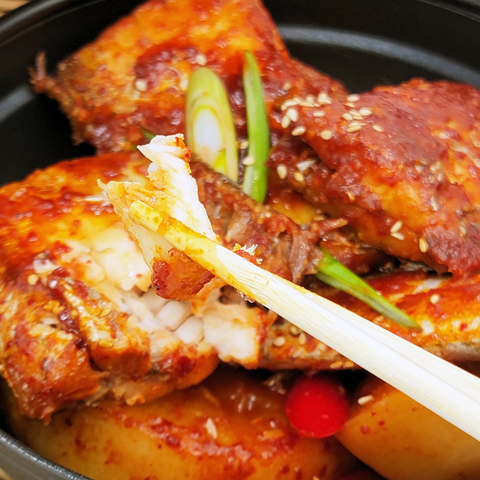 Galchi-jorim (Korean braised cutlassfish with radish) served and plated | Banchan365