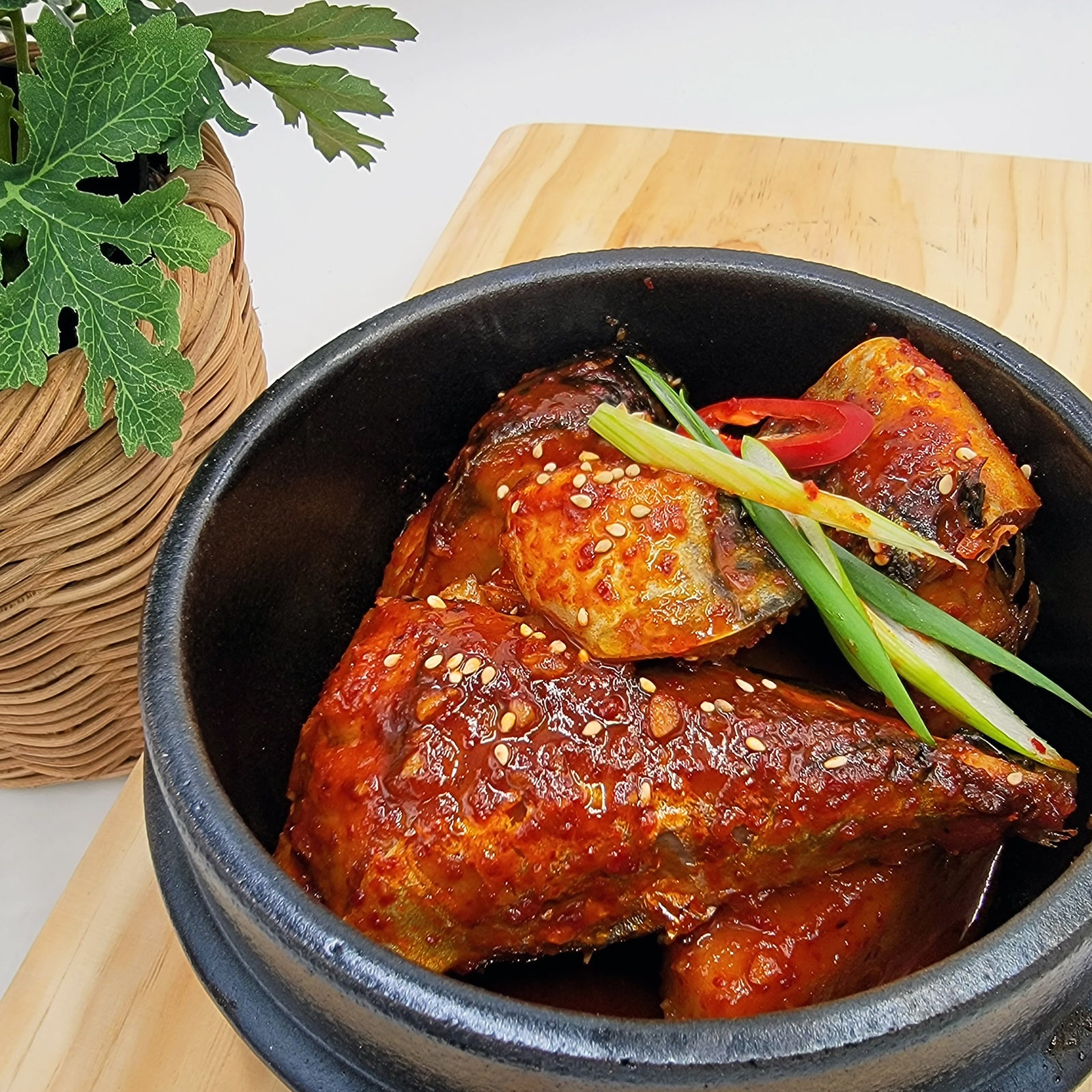 Godeungeo-jorim (Korean braised mackerel with radish) – spicy stew – packaged for delivery | Banchan365