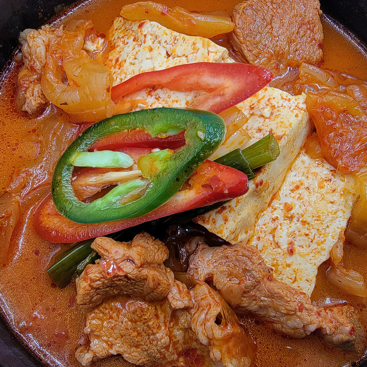 Kimchi-jjigae (Korean kimchi pork belly stew, taxi driver style) – 2 servings – packaged for delivery | Banchan365