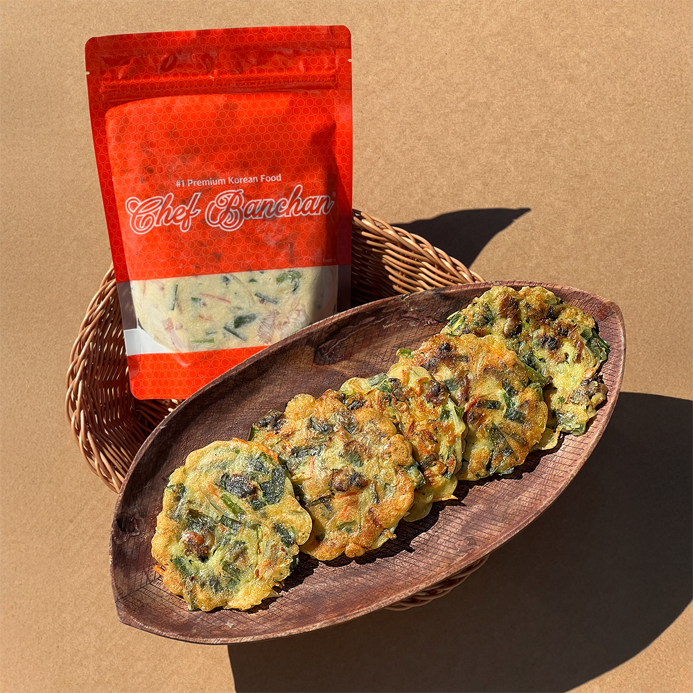 Cockle and Chive Pancake with Batter and Sauce