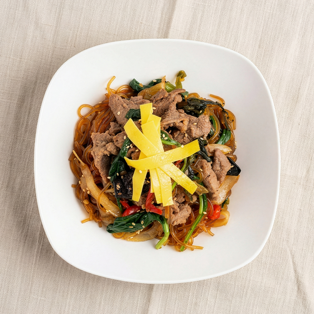 Sogogi japchae (Korean glass noodle stir-fry with beef) – 3 servings | Banchan365