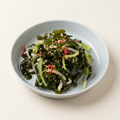 Miyeok-chomuchim – Korean sweet and sour seaweed salad | Banchan365