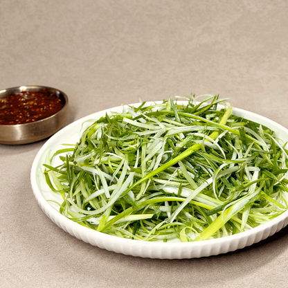 Pa-muchim (Korean green onion salad) – BBQ side served and plated | Banchan365
