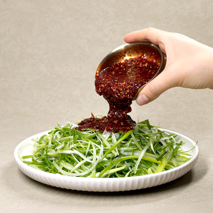 Close-up view of Pa-muchim (Korean green onion salad) – BBQ side | Banchan365