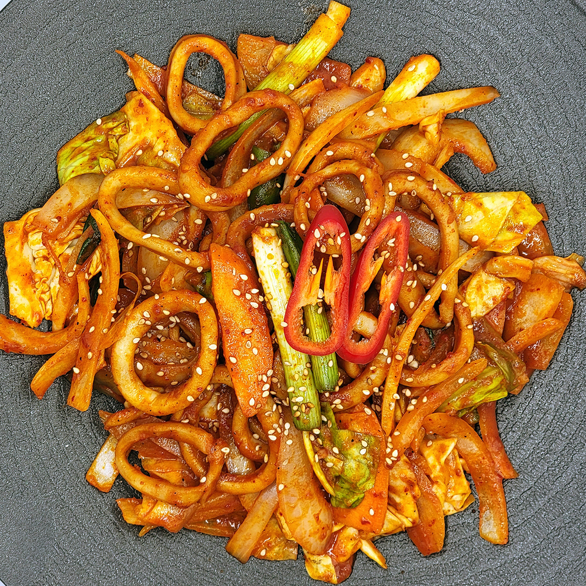 Ojingeo-bokkeum (Korean spicy stir-fried squid) – 1.5 lb – detail view (image 7) | Banchan365