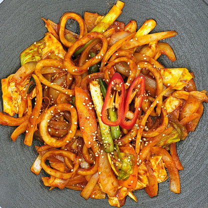 Ojingeo-bokkeum (Korean spicy stir-fried squid) – 1.5 lb – detail view (image 7) | Banchan365